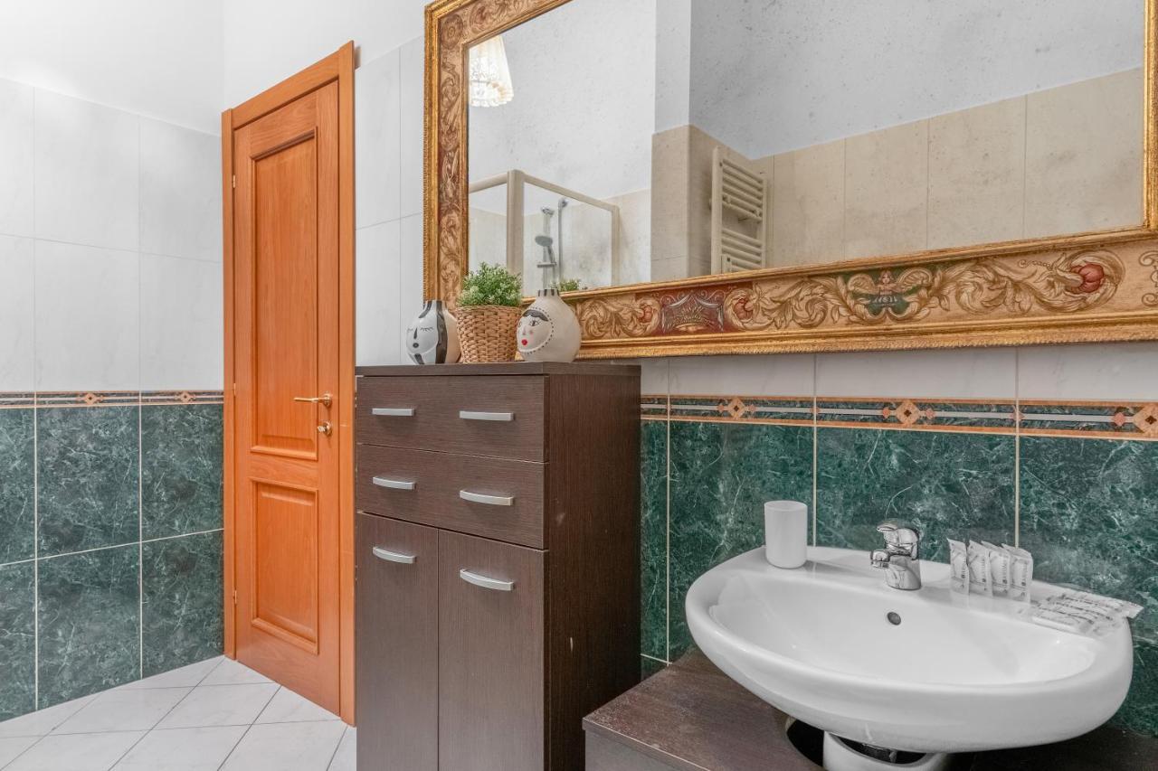 Ca36 - Luxurious Central Apartment - Romantic Milano Esterno foto